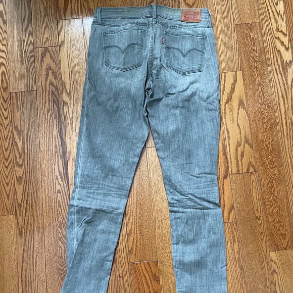 Levi's - Light Grey 711 Skinny Jeans - Picture 3 of 5